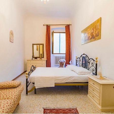 Central And Spacious Apartment Florence Exterior photo